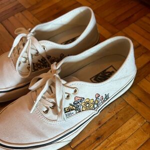 Vans Comfy Cush Cream Embroidered Mushroom & Flowers 8.5 Gold Hardware